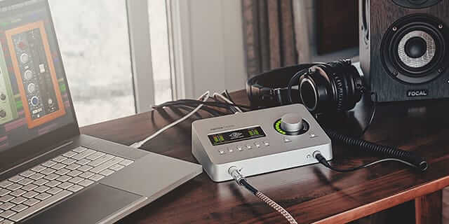 کارت صدا یونیورسال آدیو Universal Audio Apollo Solo USB3 یک محصول جدید و فوق العاده با کیفیت از کمپانی معتبر یونیورسال آدیو میباشد - خرید کارت صدا - کارت صدا حرفه ای - فروشگاه اینترنتی کالا استودیو