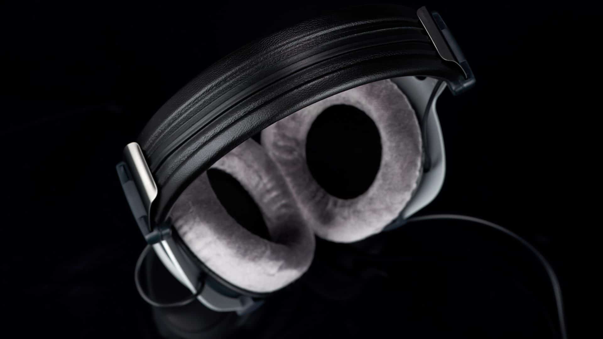 هدفون Beyerdynamic DT 880 Edition 250 Ohm - فروشگاه اینترنتی کالا استودیو هدفون Beyerdynamic DT 880 Edition 250 Ohm - هدفون مانیتورینگ بیرداینامیک Beyerdynamic DT 880 Edition 250 Ohm - هدفون مانیتورینگ بیرداینامیک - هدفون بیرداینامیک - هدفون Beyerdynamic - خرید هدفون بیرداینامیک DT 880 - قیمت هدفون Beyerdynamic DT 880 - خرید هدفون استودیویی - هدفون DT 880 Edition - فروشگاه اینترنتی کالا استودیو