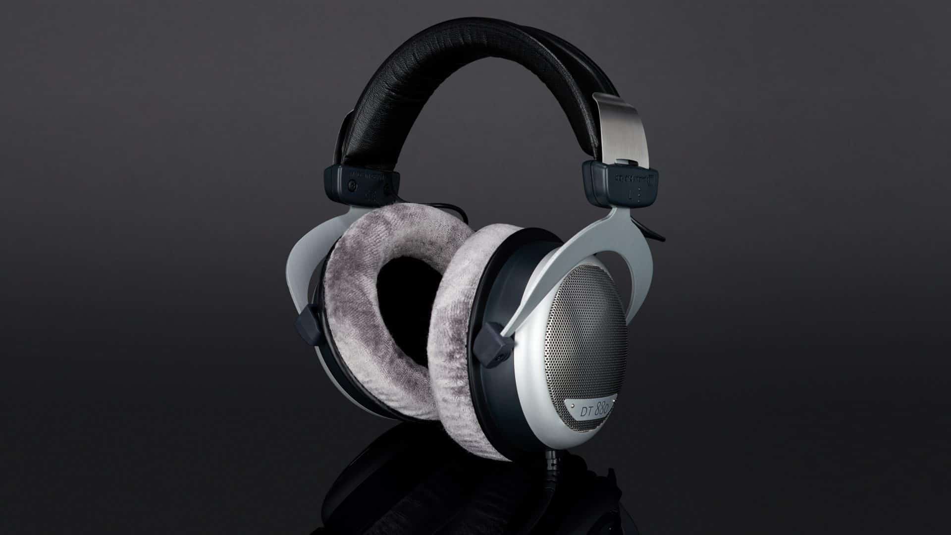 هدفون Beyerdynamic DT 880 Edition 250 Ohm - فروشگاه اینترنتی کالا استودیو هدفون Beyerdynamic DT 880 Edition 250 Ohm - هدفون مانیتورینگ بیرداینامیک Beyerdynamic DT 880 Edition 250 Ohm - هدفون مانیتورینگ بیرداینامیک - هدفون بیرداینامیک - هدفون Beyerdynamic - خرید هدفون بیرداینامیک DT 880 - قیمت هدفون Beyerdynamic DT 880 - خرید هدفون استودیویی - هدفون DT 880 Edition - فروشگاه اینترنتی کالا استودیو
