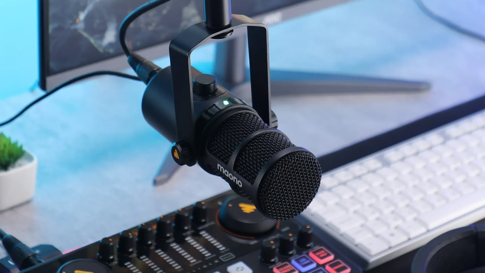 میکروفون Maono PD400X - فروشگاه اینترنتی کالا استودیو میکروفون ماونو Maono PD400X - خرید میکروفون - خرید میکروفن - میکروفون داینامیک - قیمت میکروفون داینامیک - میکروفون داینامیک رود - میکروفون داینامیک شور - میکروفون داینامیک ماونو - میکروفون داینامیک برای پادکست - میکروفون داینامیک برای تولید محتوا - میکروفون ماونو - میکروفون Maono - ماونو PD400X - فروشگاه اینترنتی کالا استودیو