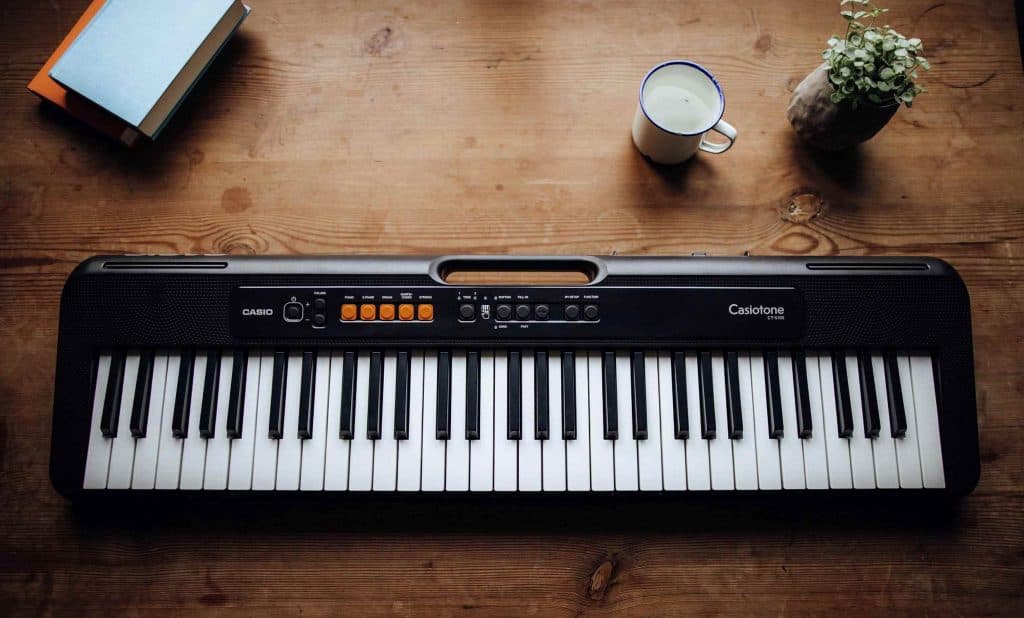 کیبورد آموزشی Casio CT-S100 - فروشگاه اینترنتی کالا استودیو کیبورد آموزشی کاسیو Casio CT-S100 - خرید کیبورد آموزشی - قیمت ارگ آموزشی - کیبورد آموزشی Casio - کیبورد آموزشی کاسیو - کاسیو CT-S100 - کیبورد آموزشی ارزان - کیبورد برای آموزش - پیانو آموزشی - قیمت کیبورد آموزشی - فروشگاه اینترنتی کالا استودیو